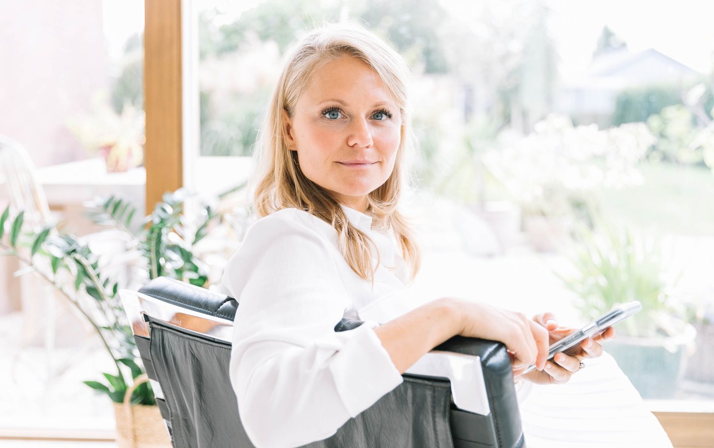 Anna Santens helpt ondernemers bij het implementeren van een lichter leven: “Maak het nu en dan eens stil, de wereld is al luid en druk genoeg”