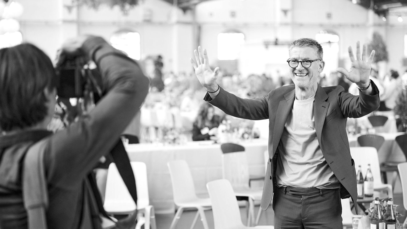 Belgische B2B-kledingmerk viert tiende verjaardag met lancering in de VS