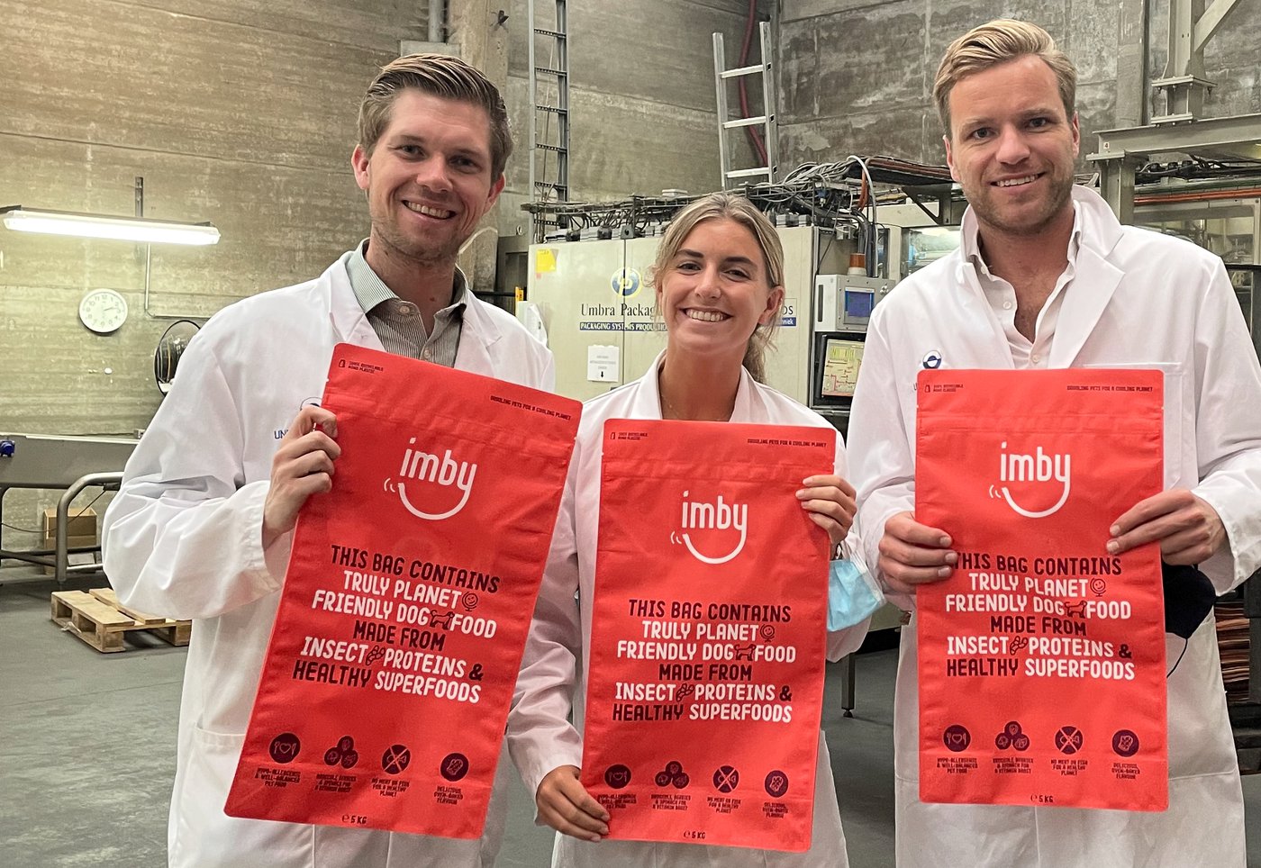 Belgische start-up scoort primeur met hondenvoeding op basis van insecten
