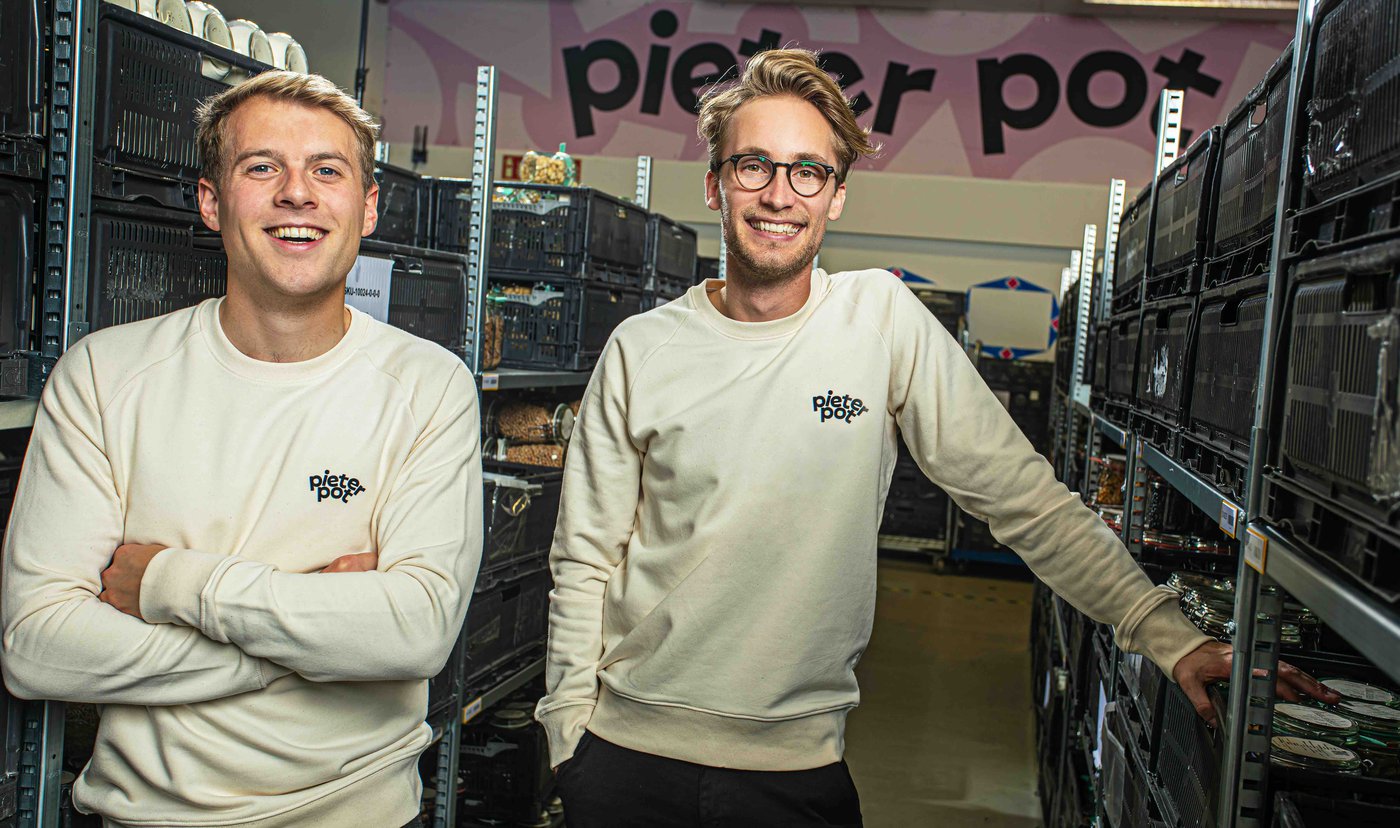 Deze Rotterdamse start-up bezorgt online boodschappen in glazen potten aan huis: “We werken met grote conservatieve merken omdat we het samen moeten doen”