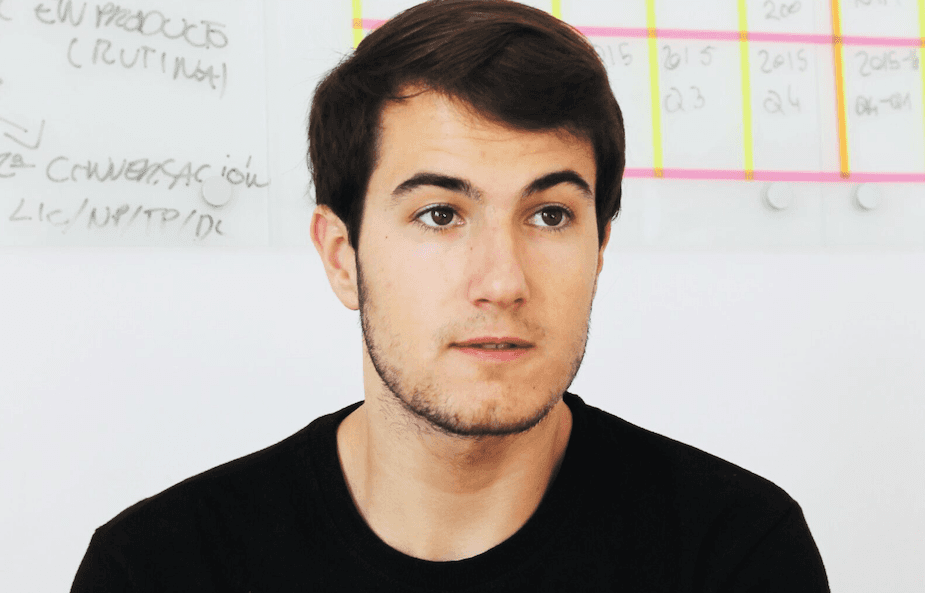 Deze 22-jarige haalde 25 miljoen dollar op in 15 minuten en bouwt nu de organisaties van de toekomst