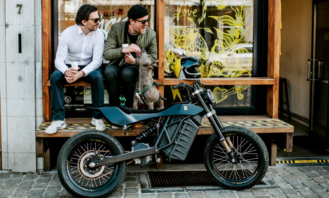 Deze Antwerpse start-up bouwt elektrische motorfietsen en kan daarbij rekenen op Canadees groeigeld: “Ik maak mijn passie future-proof”