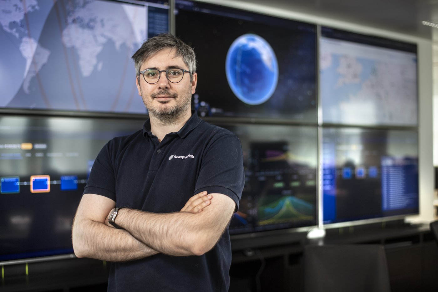 Dit snelgroeiend Belgisch ruimtebedrijf bouwt in Charleroi een megafabriek voor satellieten: “We zitten in een fase van hypergroei”