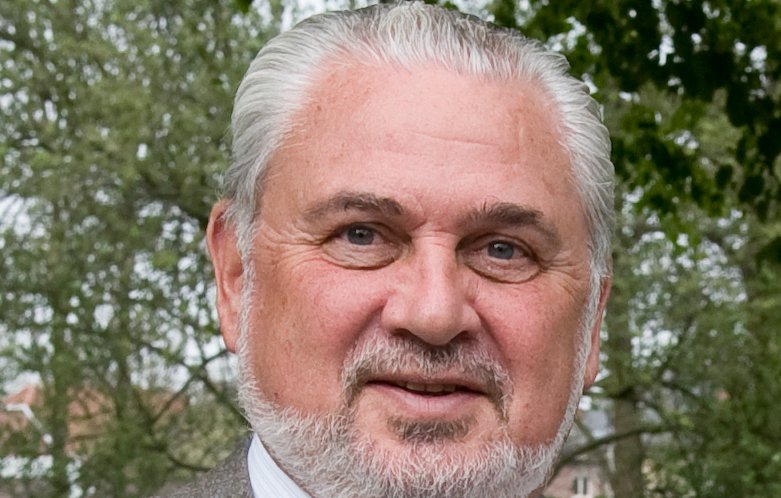 Fernand Huts (Katoen Natie) nu ook officieel eigenaar van Antwerpse Boerentoren