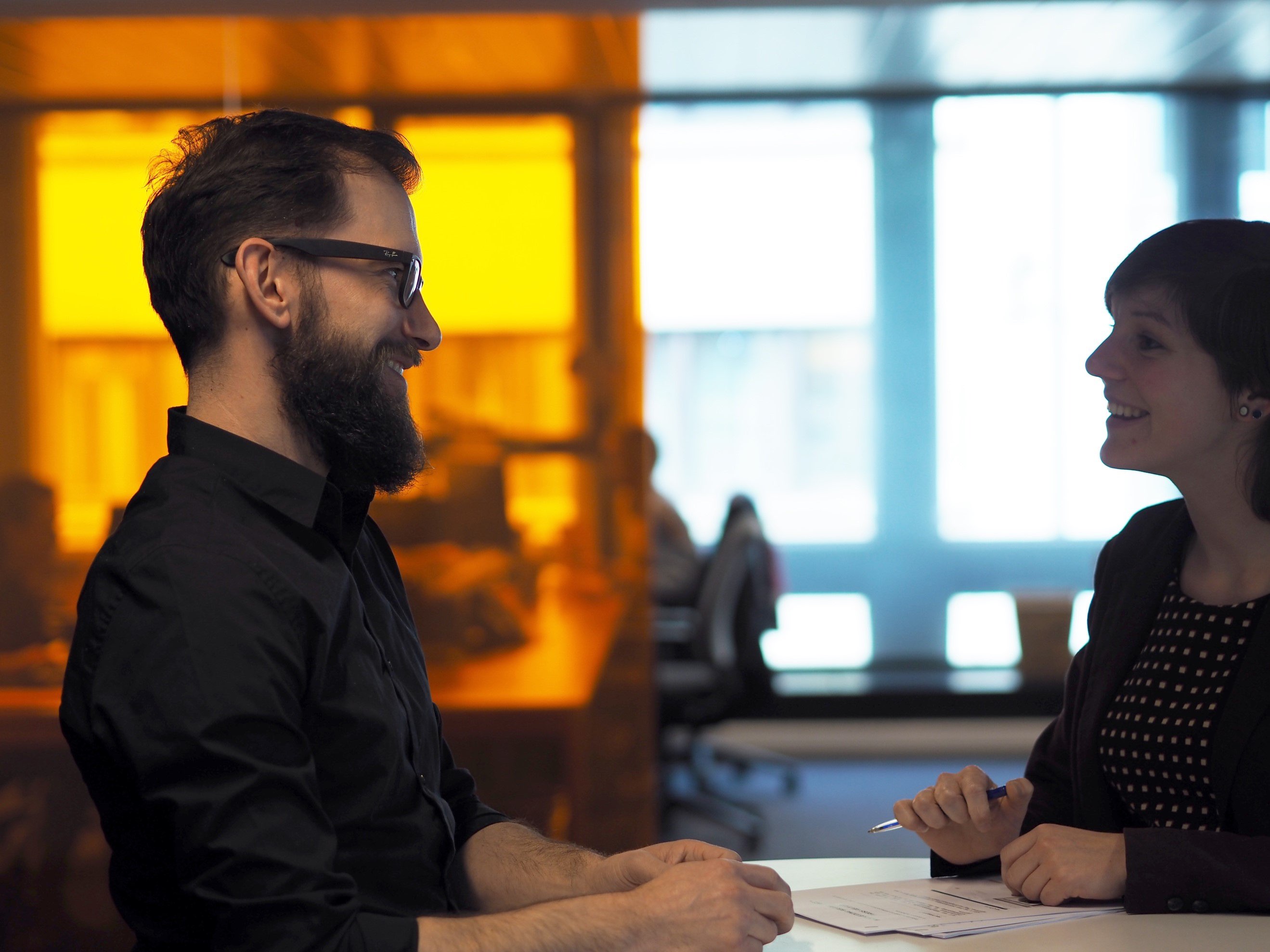 Hoe de gebruiker de online industrie beheerst: