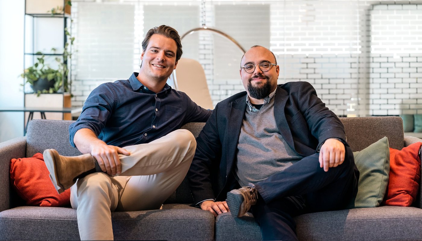 Ondernemerstrio haalt 1 miljoen euro op met ‘rookmelder voor e-commerce’: “We willen voorkomen dat een goede week ineens rampzalig wordt”