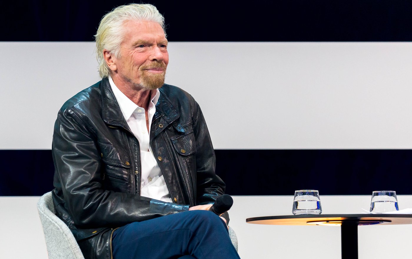 Richard Branson zinspeelt op Amsterdamse beursgang van Virgin Group