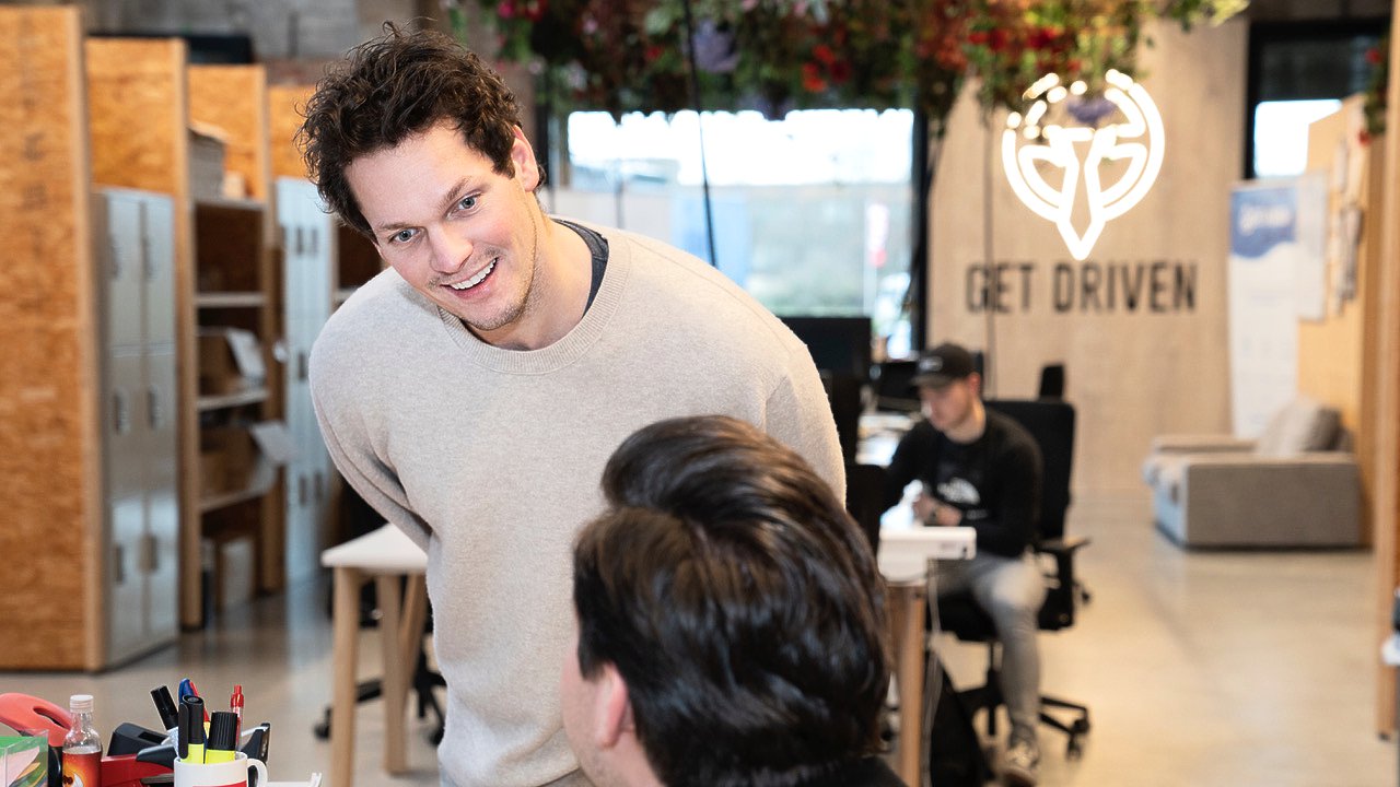 Vernieuwde Get Driven-app dient nu ook als professionele matchmaker
