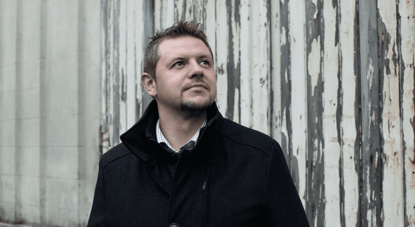 Vijf op een rij: een blik in het leven van Xavier Dekeyster
