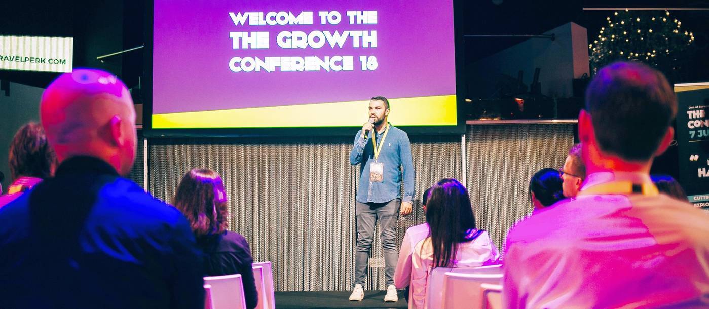 Vijf op een rij: een blik in het leven van Yannick Khayati