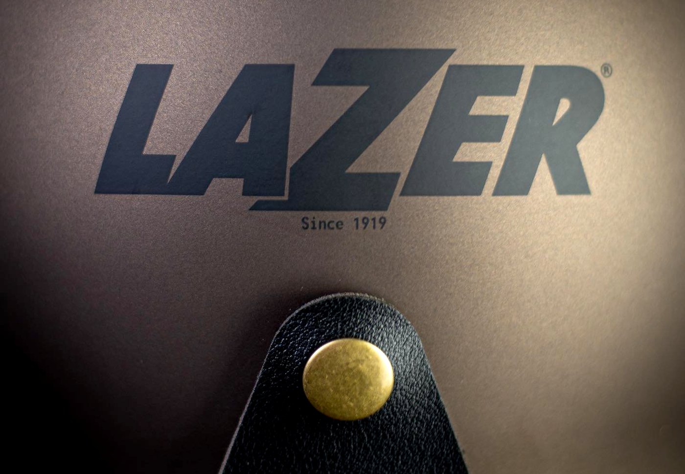 Wereldvermaarde Belgische fabrikant van motorhelmen legt de boeken neer