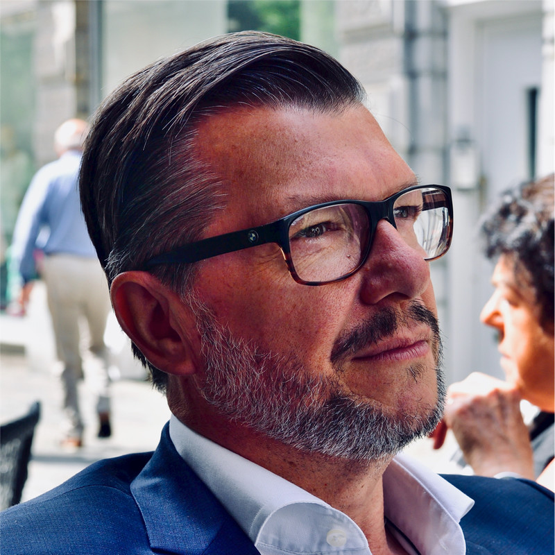 Daniel Van den Broeck